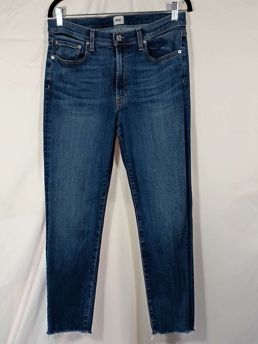 EUC Edwin Bree Deja Blue Jeans Women's Size 30 Raw Edge Ankle Hem Denim